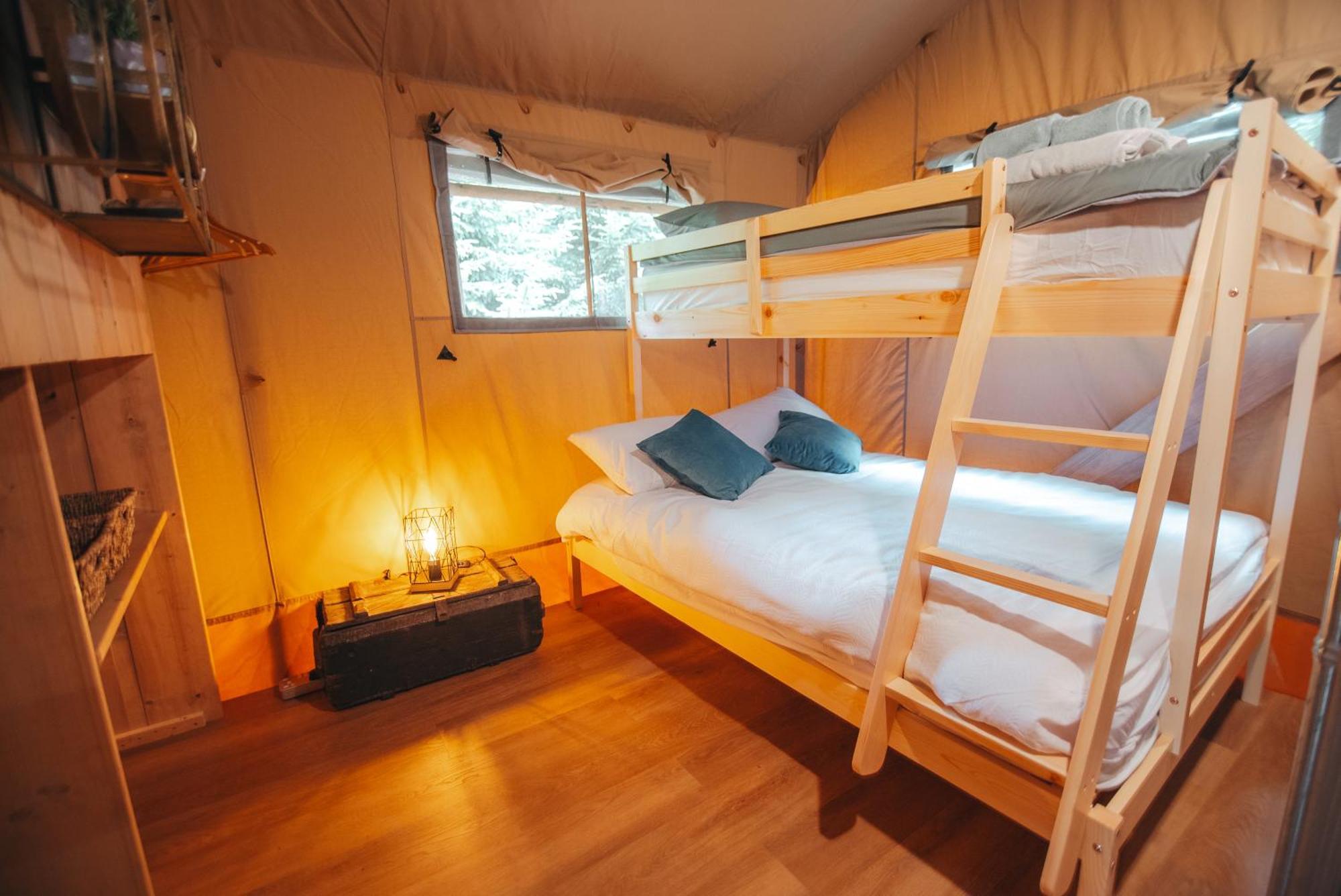 Cosy Forest Lodge Penrhos  Bagian luar foto