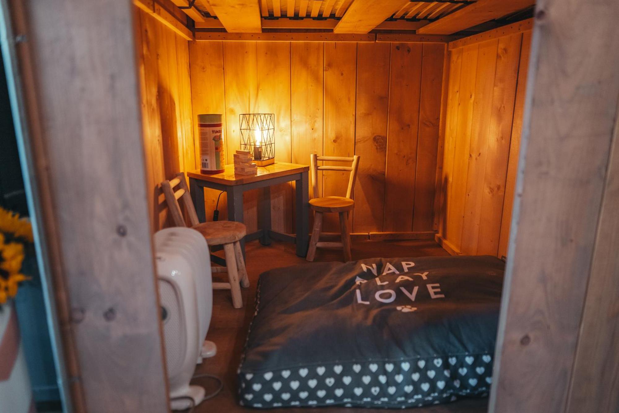 Cosy Forest Lodge Penrhos  Bagian luar foto