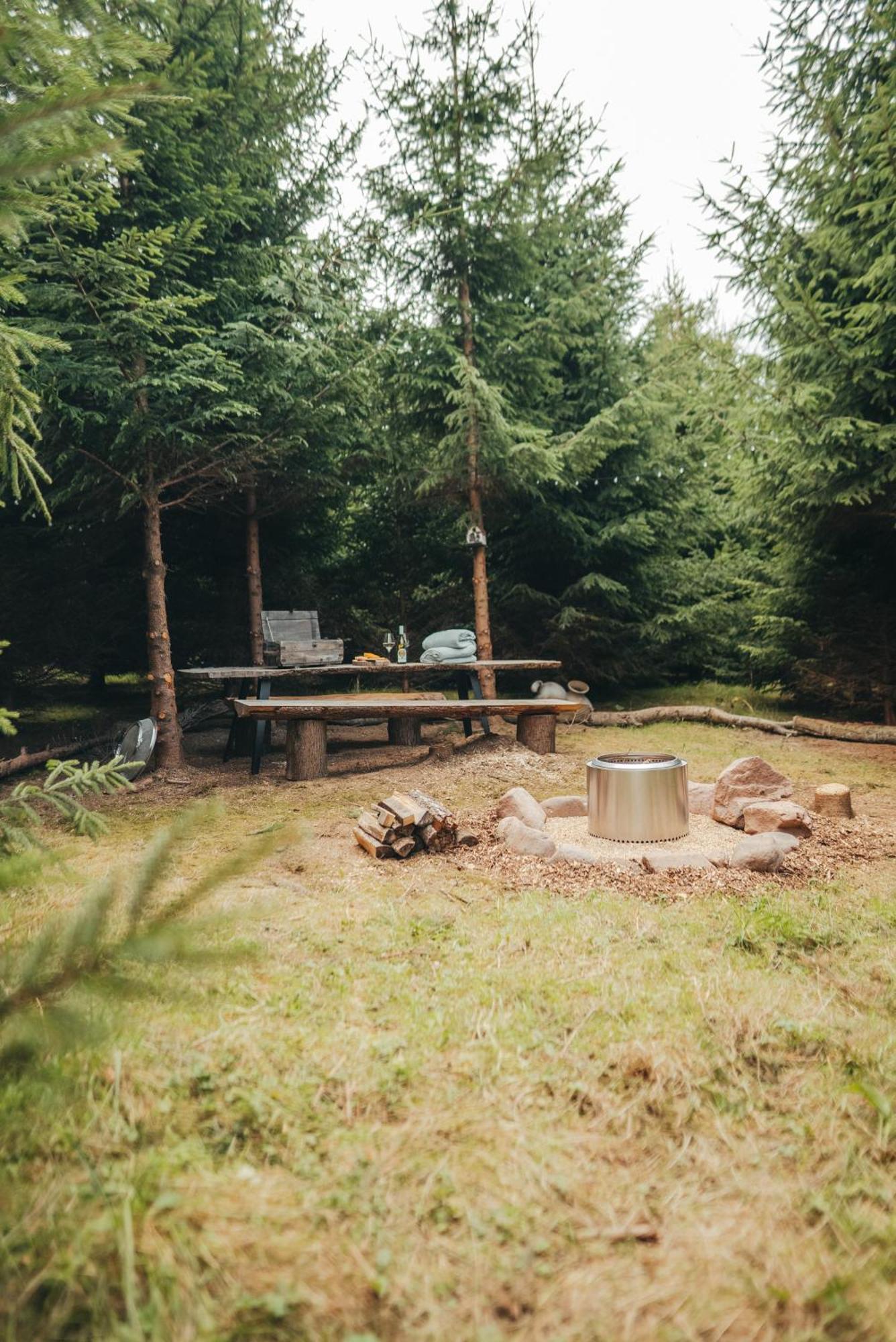Cosy Forest Lodge Penrhos  Bagian luar foto