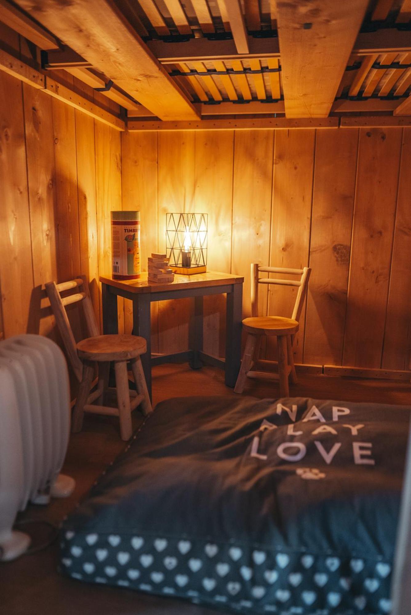 Cosy Forest Lodge Penrhos  Bagian luar foto